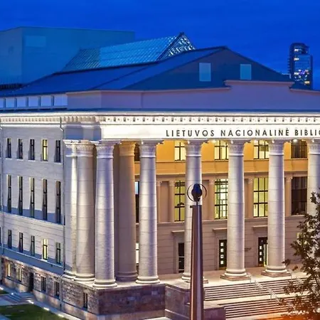 Gyneju Self Check-in - Lollo *