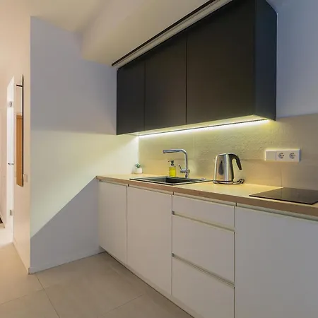 Gyneju Self Check-in - Lollo * 维尔纽斯