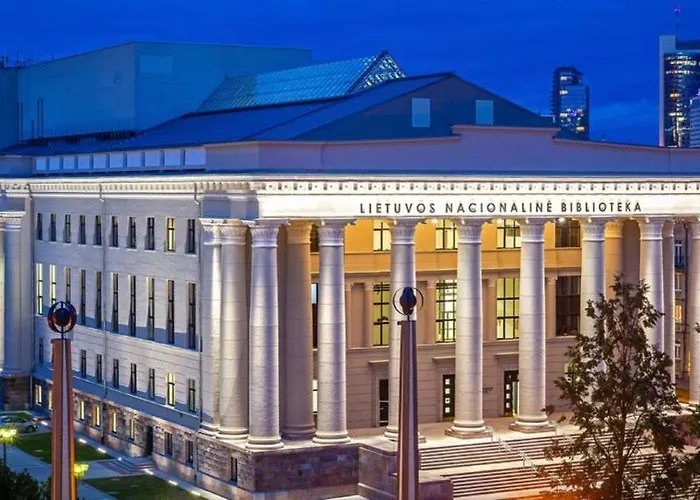 Gyneju Self Check-in - Lollo *