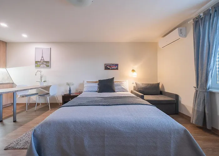 Gyneju Self Check-in - Lollo Appartement