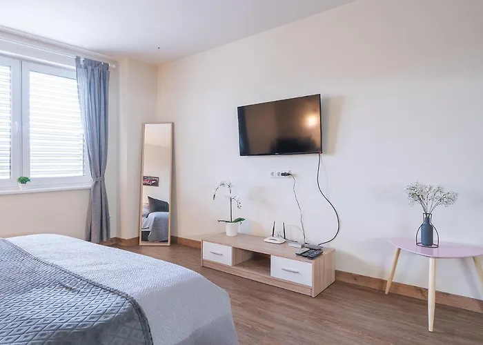 Gyneju Self Check-in - Lollo * Vilnius