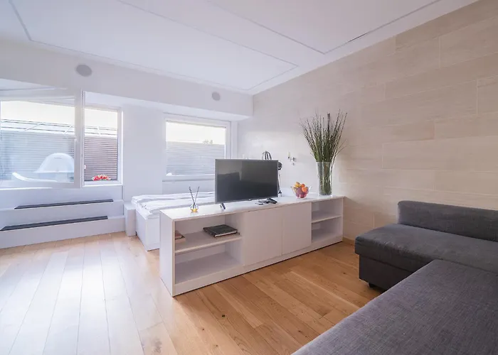 Gyneju Self Check-in - Lollo * 维尔纽斯